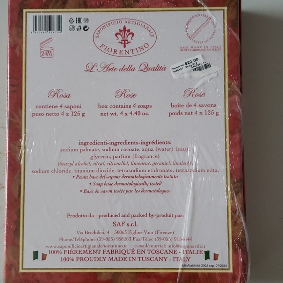 3/$35 Saponificio Rose Scented Soaps. - Picture 4 of 5